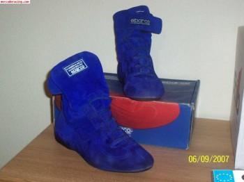 Se vende vestimenta completa piloto y copiloto  con  1 rally