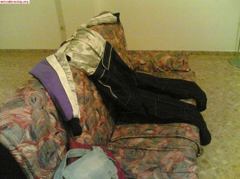 Se vende remolque y equipamiento para piloto como nuevos