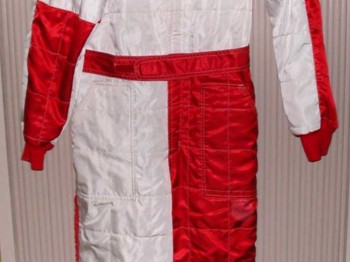 Vendo mono del trofeo c2, esta impecable, 300€