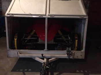 Se vende remolque cerrado kart-cross 750kg