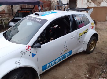 Se vende o se cambia wobagen  polo porto moto kaguasaki 