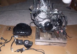 Vendo moto  gsxr 1000 k8 completo