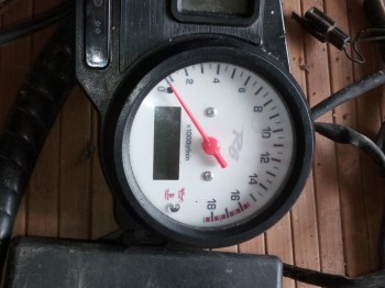 Instalación eléctrica de yamaha r6 de carburación del 2004