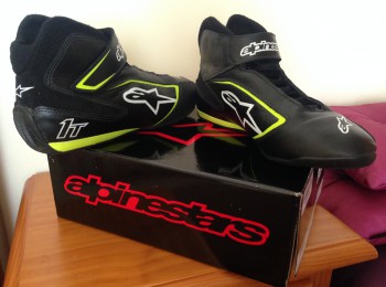 Botines alpinestar talla 42 nuevos