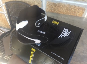 Botines omp first con una carrera talla 43
