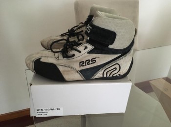 Botines blancos rrs talla 42