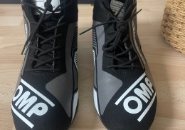 Se venden botines omp por error de talla