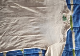 Vendo:sotocasco,camiseta y calcetines