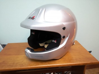 Se vende pack,casco stylo, mono sparco,ropa interior omp
