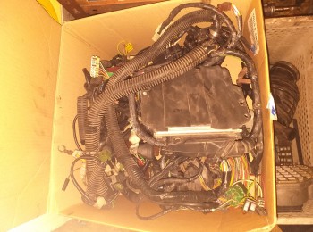 Instalacion  electrica de 205 mi 16v