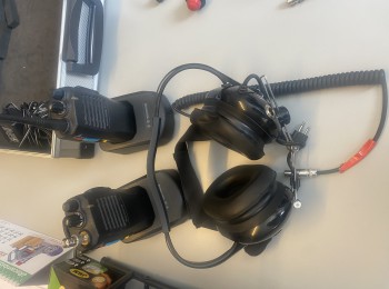 Equipo de radio speedcom coche muro circuito