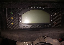 Centralita motec m4 y dispay aim