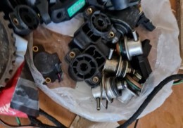 Varios sensores admisión mariposa saxo vts 106 gti