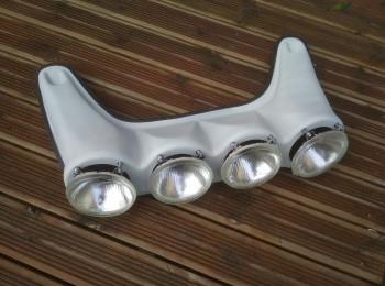 Parrillas de faros y cuneteros