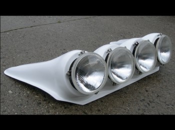 Parrillas de faros y cuneteros