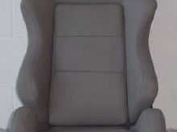 Vendo asiento deportivo a estrenar