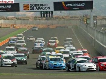 Se busca piloto/a para el cer 2011