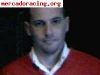 Se ofrece conductor de camion rigido y trailers. 