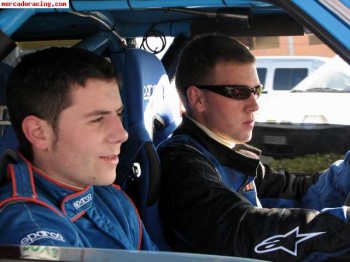 Se ofrece copiloto para rias baixas, todo al día.