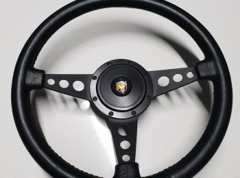 Volante deportivo clásico