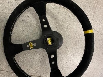 Volante omp corsica piel vuelta!!, sin estrenar!!! 