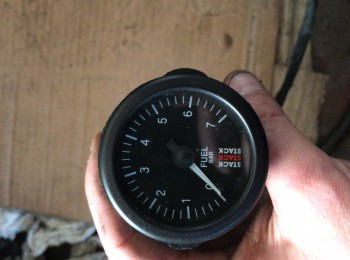 Vendo reloj electrónico presion gasolina stack sin estrenar 