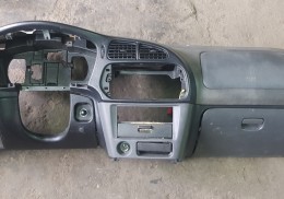 Salpicadero mitsubishi evo 5 6