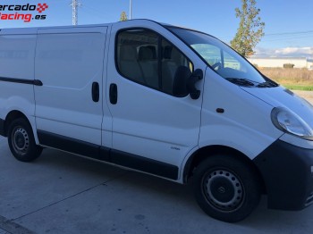 Opel vivaro 1.9dci a/c homologada taller 