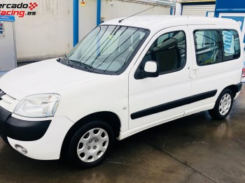 Peugeot partner hdi(todos los extras)