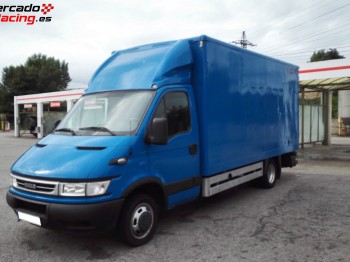 Furgon asistencia daily 140cv