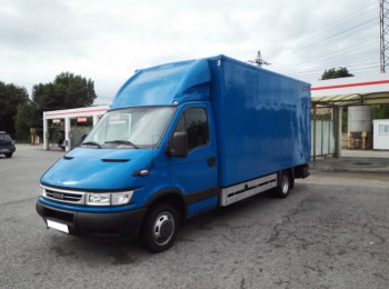 Furgon asistencia iveco daily
