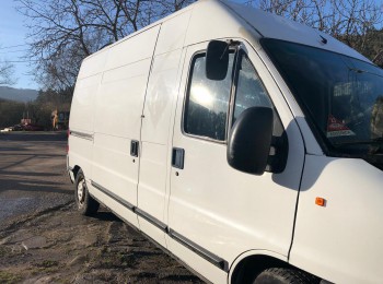 Se vende furgoneta asistencia