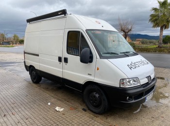 Vendo peugeot boxer año 2005