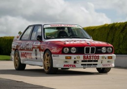 Mecanico de clasicos de competicion