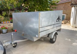 Remolque cerrado karting