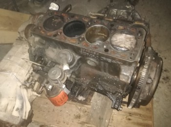 Motor 2000 1995 seat  124 131