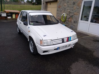 Peugeot 205 rallye