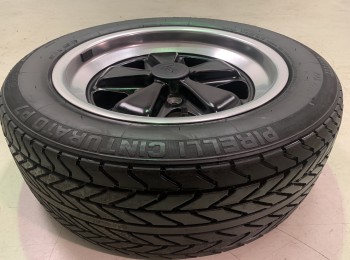 Llanta fuch porsche 911 (con neumatico) nueva.