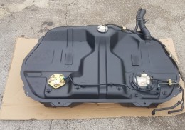 Tanque gasolina mitsubishi evo 7