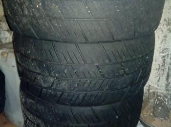 Venta de 5 neumaticos kumho agua