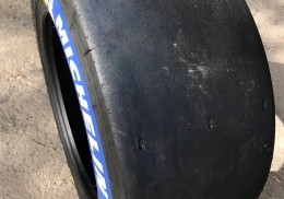 Sliks michelin y hankook 13