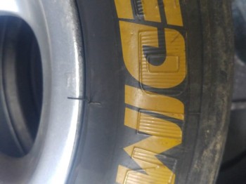 Se venden ruedas al 70 porciento nuevas