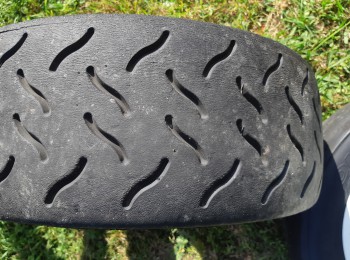 Slick seco en 14 hankock