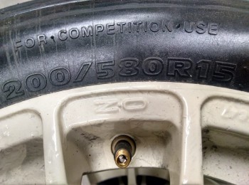 Slicks hankook t71 en 15