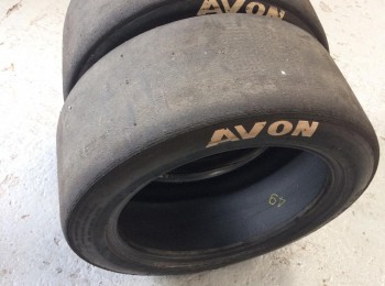 Slicks avon 8,5-23,5-15