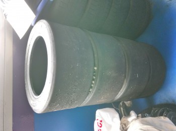 4 slicks avon 91/23,5/15