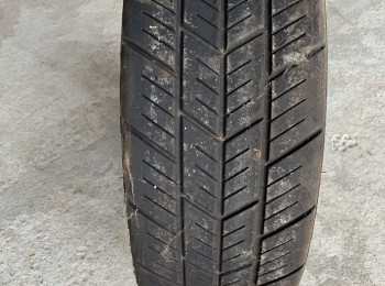 4 kumho ecsta lluvia 180/580/15