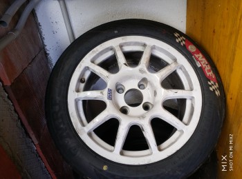 Mrf hankook y pirelli de seco y mojado