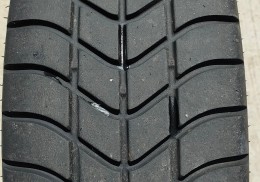 Slicks pirelli cinturauto 15