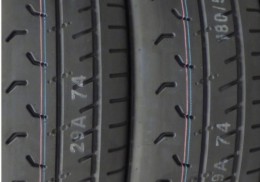 Kumho de asfalto en 15